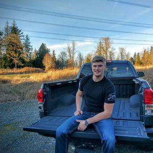 Meet your Posher, Jonathan